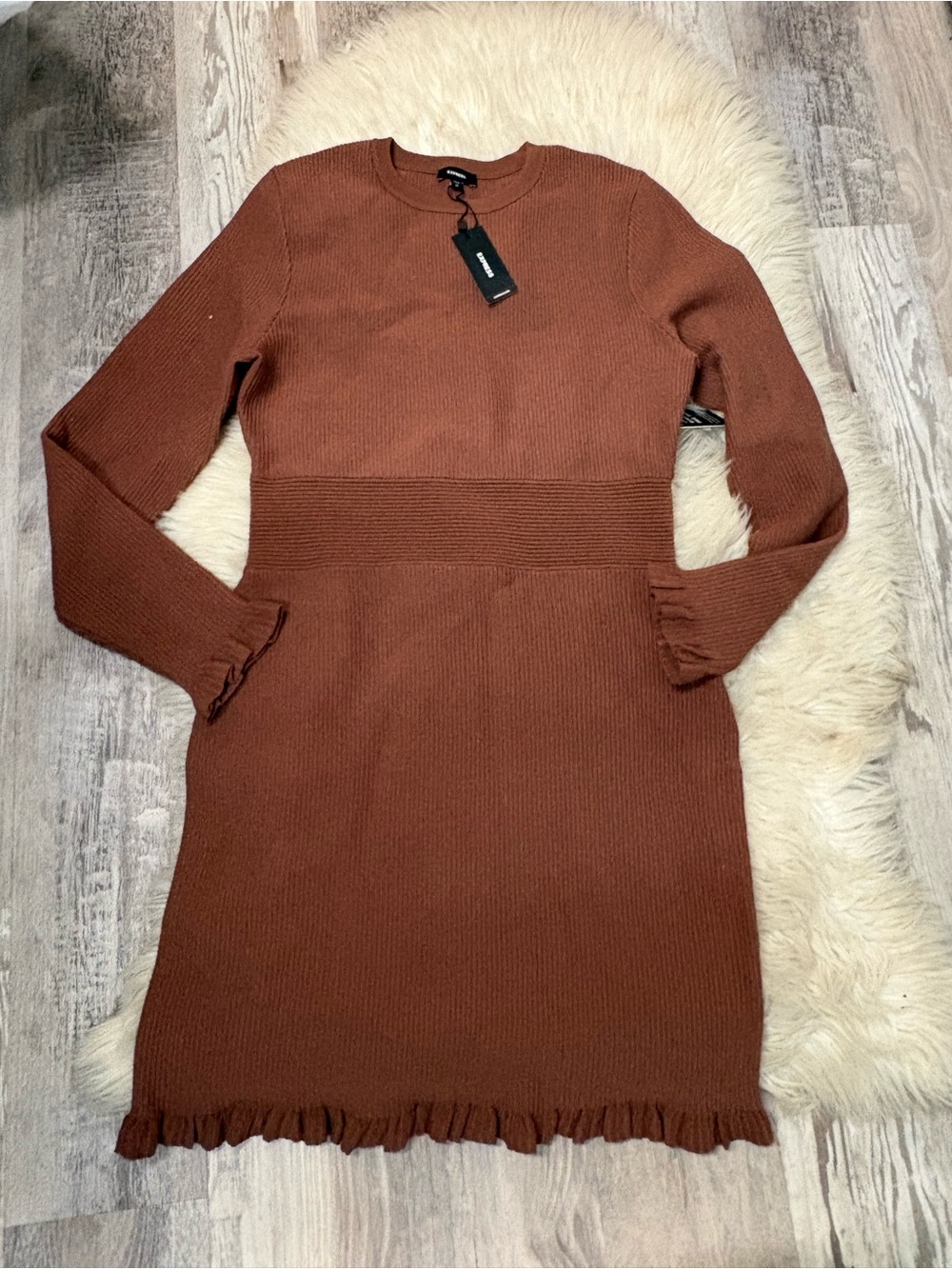 NWT Express Ribbed Long Sleeve Knit ruffle Dress in Chestnut Brown sz Medium